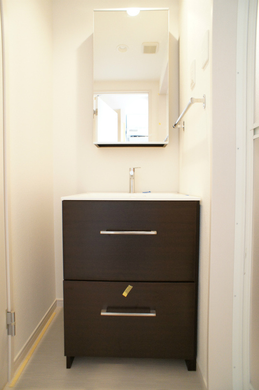 リブリ・腰越の洗面所