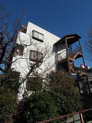 シャトル上水の外観