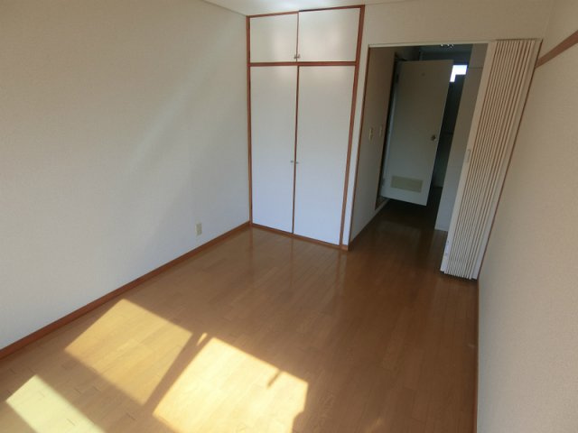 シャトル上水の内装