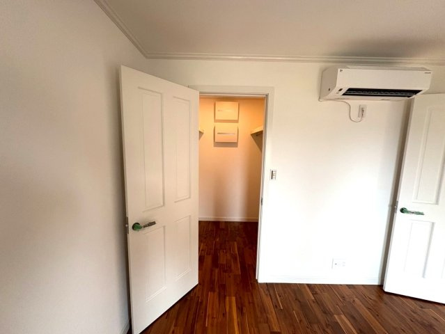 ヴィラアイビスの洋室