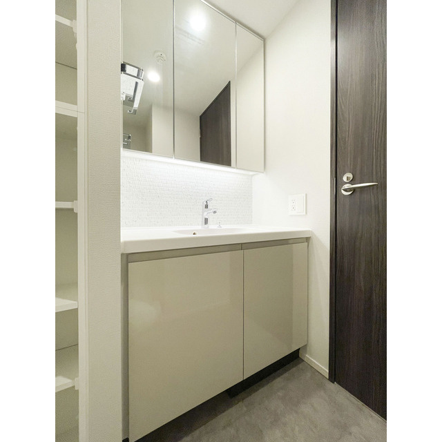 ACP Residence 新江古田の洗面所