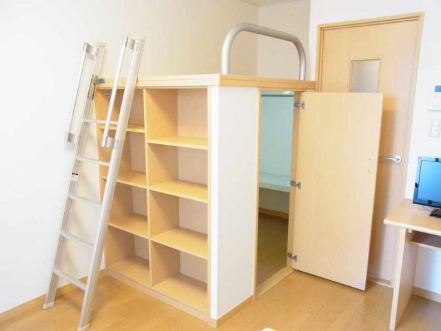 レオパレス村上の居間・リビング|現況優先