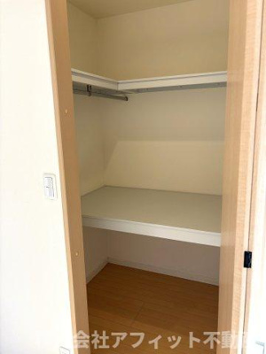 【収納】 | グランベレオ千代田 | ウォークインクローゼット