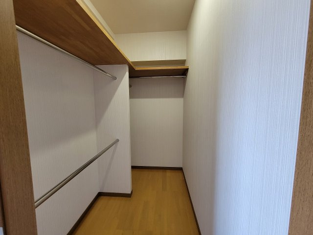 ガーデンハイツ松本本庄の玄関