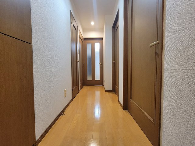 ガーデンハイツ松本本庄の玄関