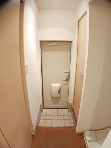 エアリーハウス湘南の玄関