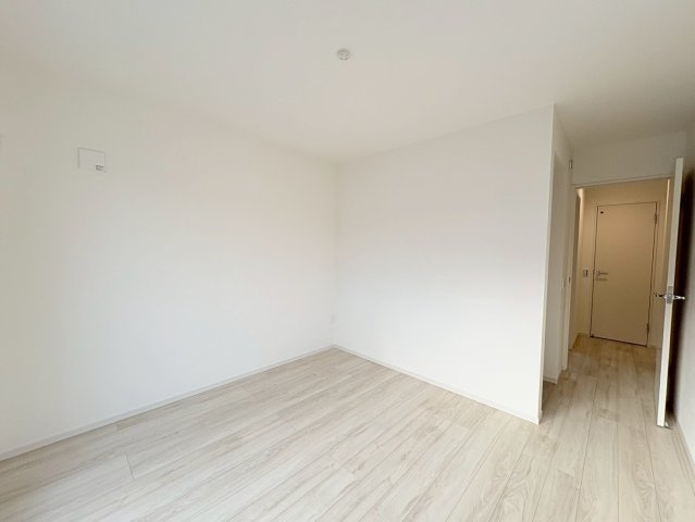 坂戸市千代田2丁目　新築分譲　東武東上線『若葉駅』徒歩19分　【千代田小学区】の洋室