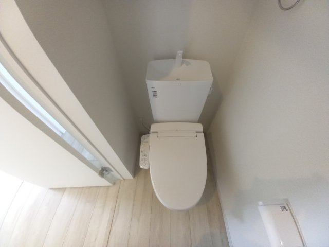 水戸市笠原町2期のトイレ|温水ウォシュレット付きトイレでゆっくりと快適なお一人時間を～