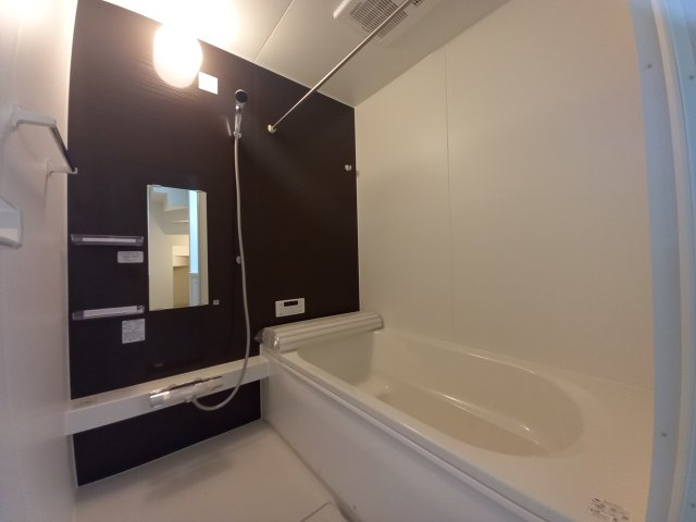 水戸市笠原町2期の浴室|足が伸ばせる浴槽で、一日の疲れを癒してください～！リラックスタイムを～