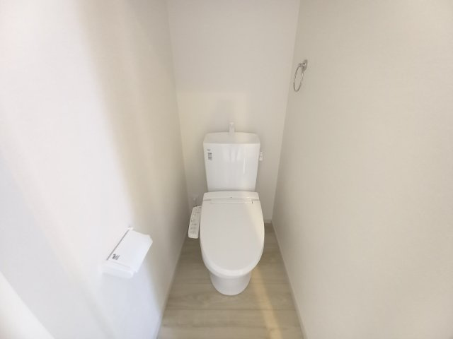 水戸市笠原町2期のトイレ|温水ウォシュレット付きトイレでゆっくりと快適なお一人時間を～