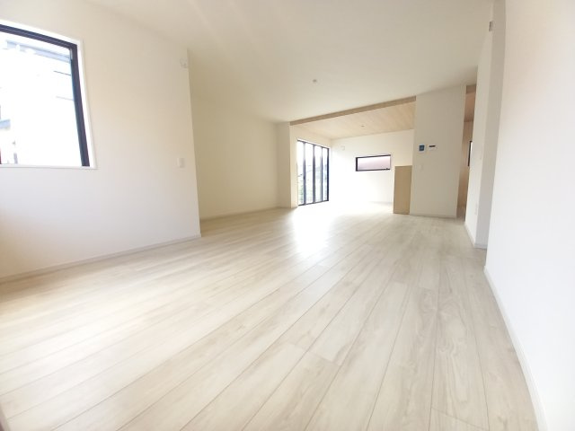 水戸市笠原町2期の居間・リビング|いつもの団らんから家族会議までリビングはコミュニケーションの交差点♪