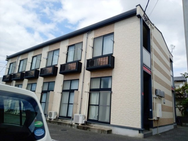 レオパレスメルベーユⅡの外観