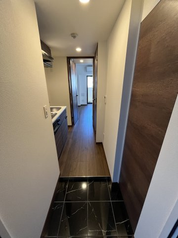 クレヴィスタ横浜関内の玄関