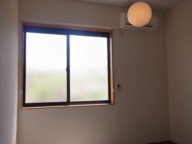 レオパレスフリーダム南金目Ⅷの居間・リビング|現況優先