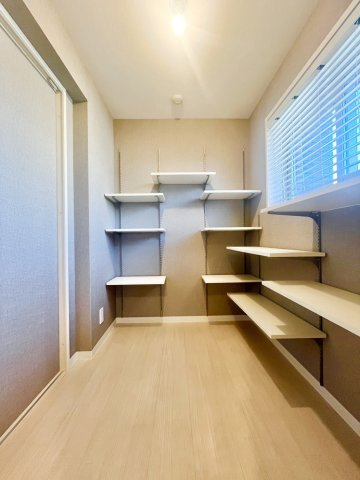 アルファステイツ松阪駅前の収納|ユーティリティルーム