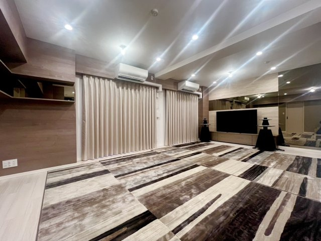 アルファステイツ松阪駅前の居間・リビング|リビングダイニング