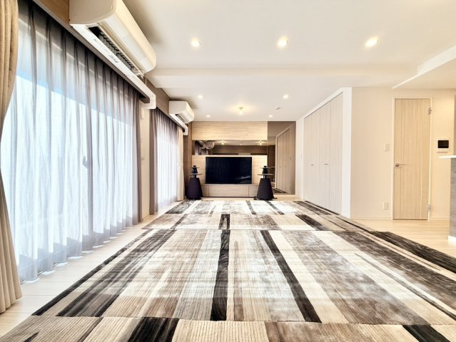 アルファステイツ松阪駅前の居間・リビング|リビングダイニング