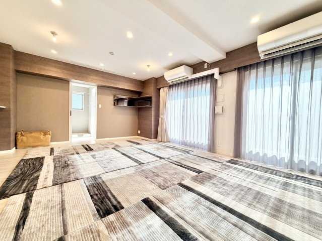 アルファステイツ松阪駅前の居間・リビング|リビングダイニング