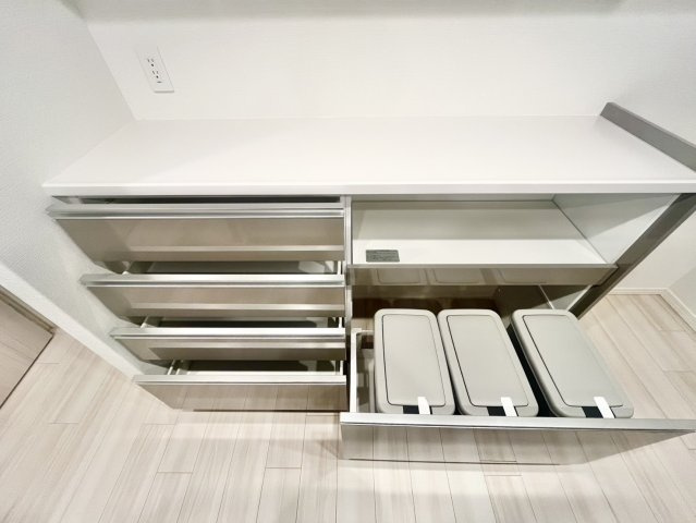 アルファステイツ松阪駅前のキッチン|キッチン収納