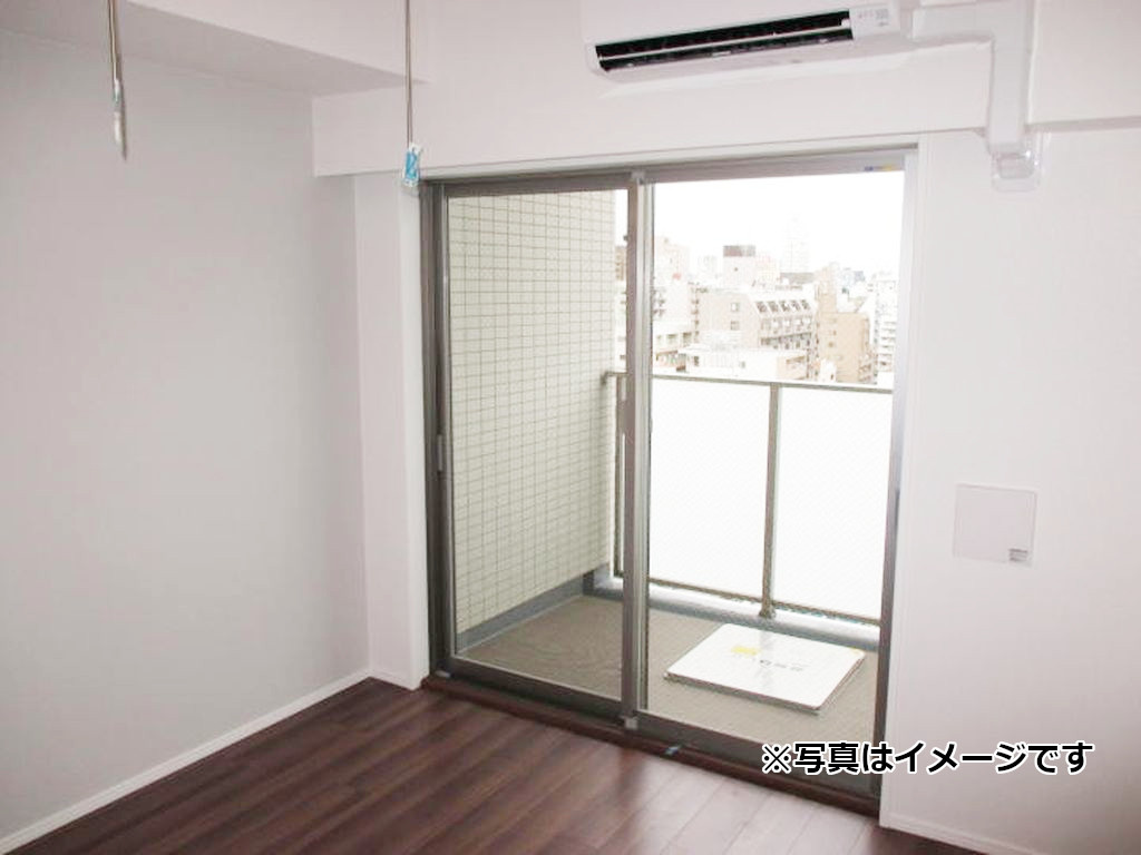 クレイシア横濱阪東橋の洋室