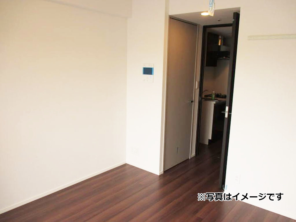 クレイシア横濱阪東橋の寝室