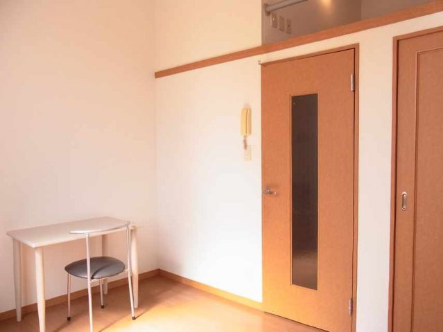 レオパレスパルファンの居間・リビング|現況優先