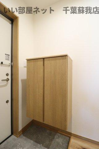 ミリアビタ長洲の玄関|ゆったりした洋室です