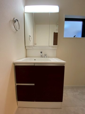 リーブルガーデン／北区龍田第四／3号棟の独立洗面台