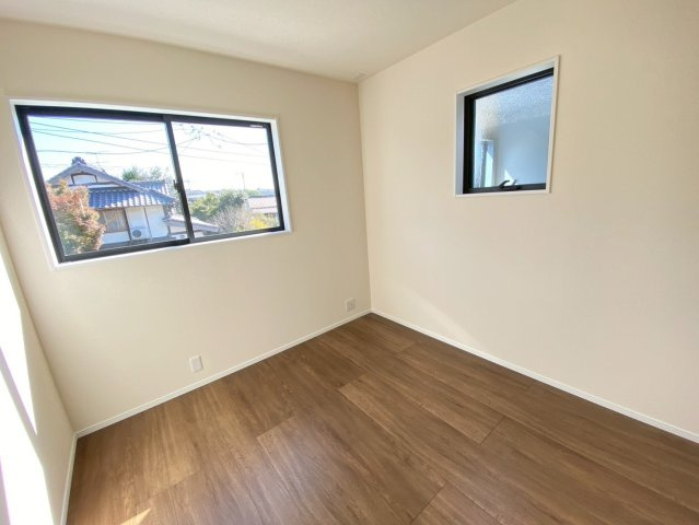 リーブルガーデン／北区龍田第四／3号棟の洋室