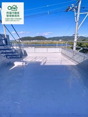 【バルコニー】 | 蛇田テナントビル