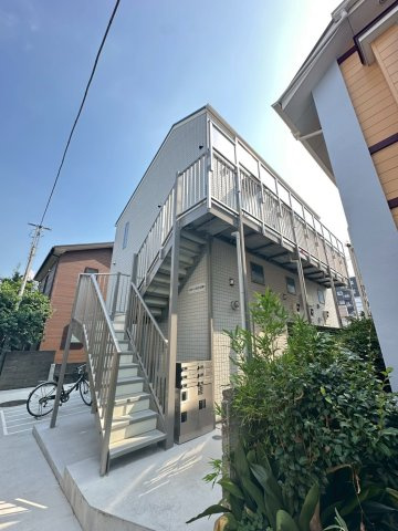 横浜市金沢区寺前１丁目のアパート