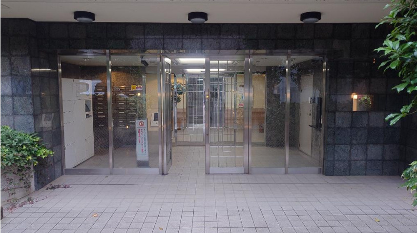 ビューネ渋谷桜丘　分譲　角部屋　オートロック　宅配OXのエントランス