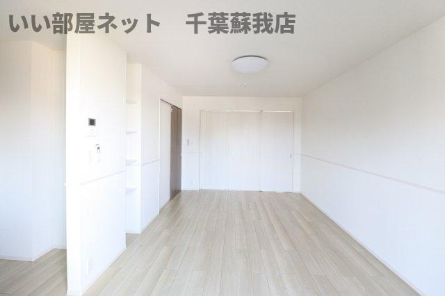 サンヒルズの居間・リビング|ゆったり過ごせる居間です