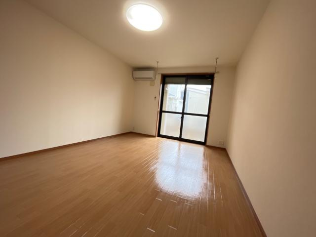 サニーヒルの内装|洋室