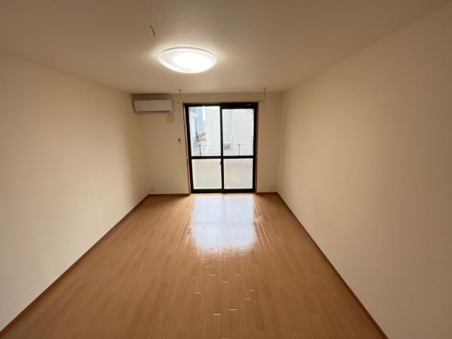 サニーヒルの内装|洋室