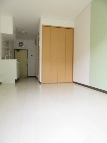 サンハイツワカバの洋室