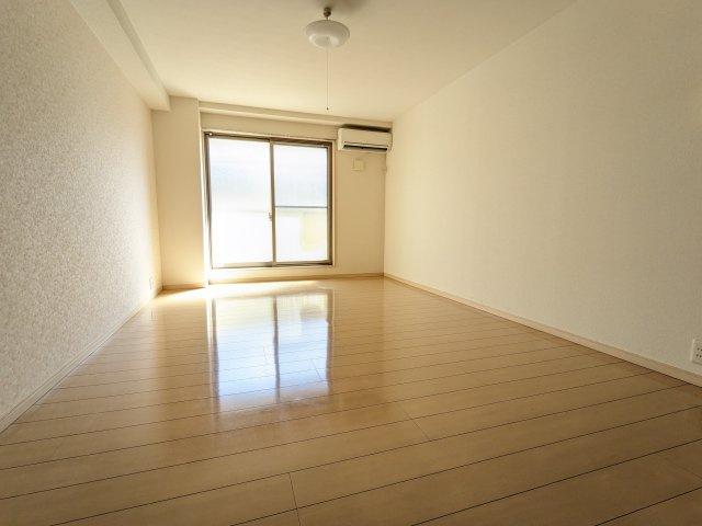 アンビシャス21大船の居間・リビング