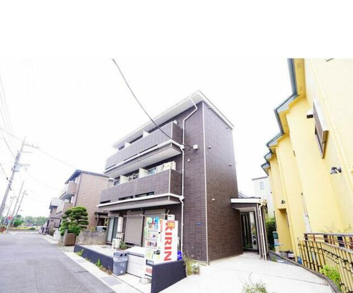 クオリティア平塚のエントランス