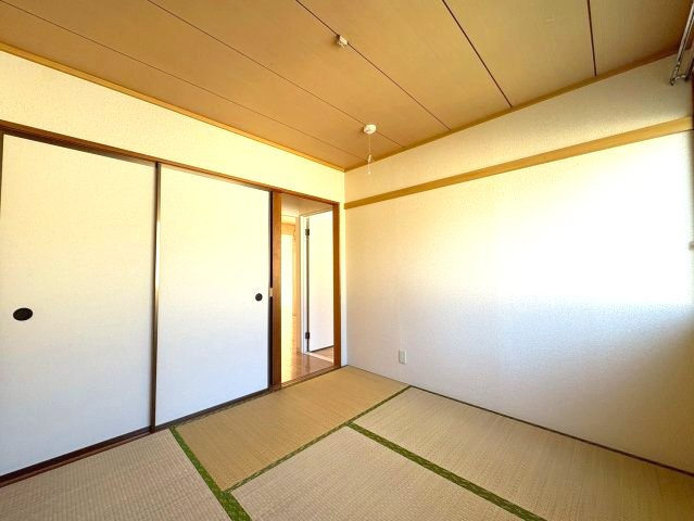 グリーンヒル小金台D棟の和室