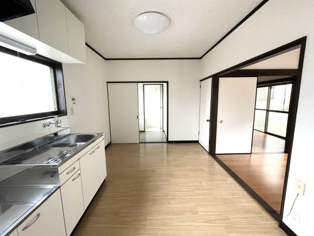百間貸家の居間・リビング