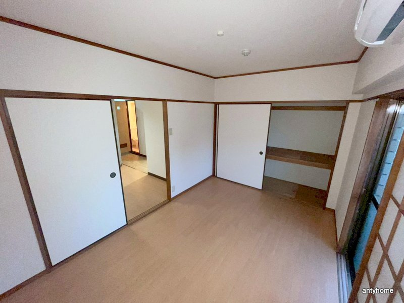 フローライト豊里Ⅰ　仲介手数料無料の洋室