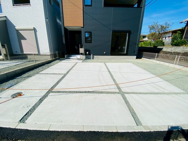 リーブルガーデン／北区龍田第四／5号棟の駐車場