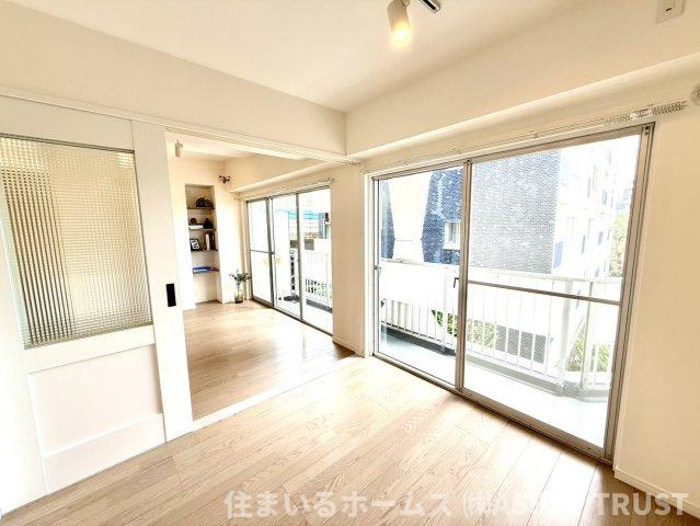 代々木スカイハイツの洋室