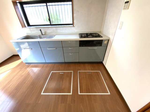 東吉田1080のキッチン