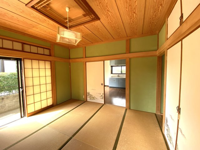 東吉田1080の和室