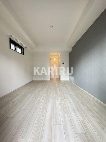 スプランディッド京橋EASTの洋室