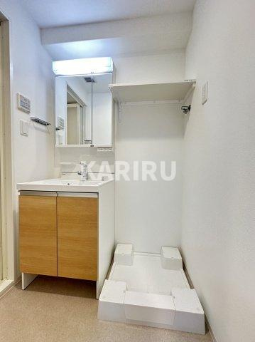 スプランディッド京橋EASTの洗面所