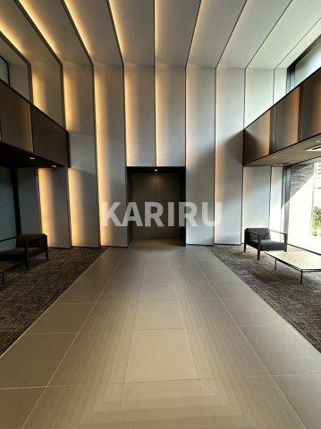 スプランディッド京橋EASTのロビー