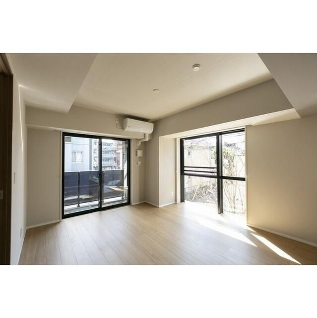 Ｌａ　Ｄｏｕｃｅｕｒ巣鴨Ｗｅｓｔの居間・リビング