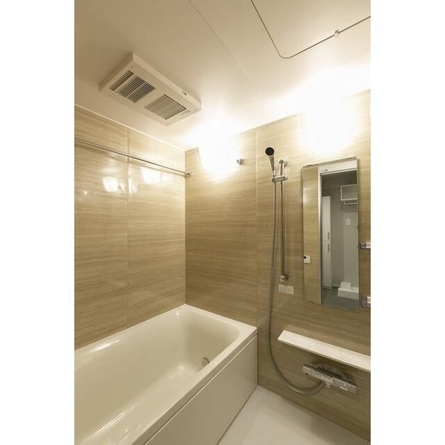 Ｌａ　Ｄｏｕｃｅｕｒ巣鴨Ｗｅｓｔの浴室